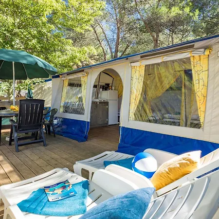 פארק נופש Easyatent Tent Bijela Uvala פורץ