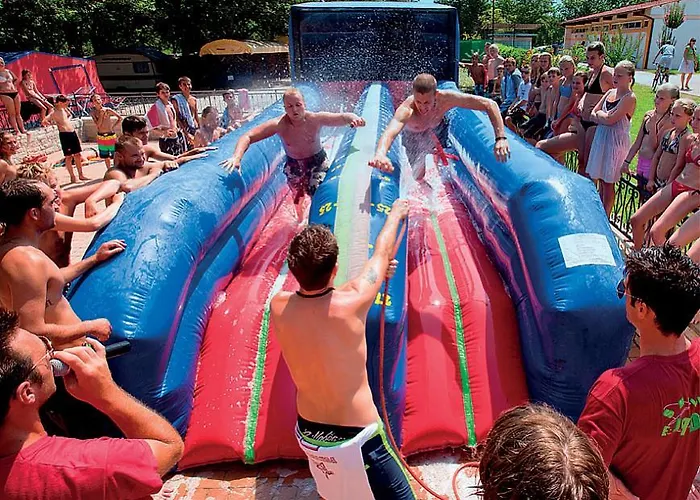 Easyatent Tent Bijela Uvala Üdülőpark *