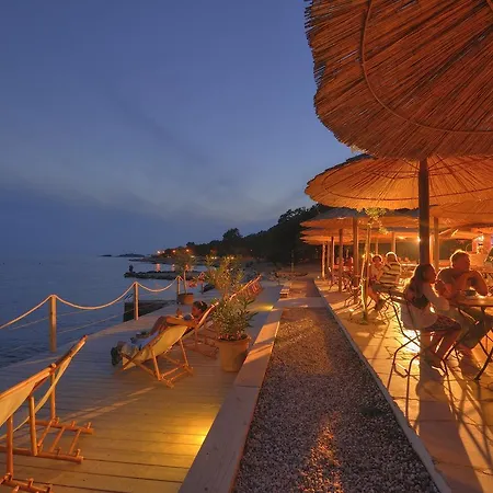 Easyatent Tent Bijela Uvala * بوريتش